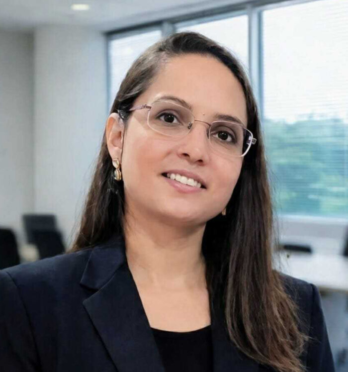 1 Dr Komal_New Profile Photo_Our Team_New